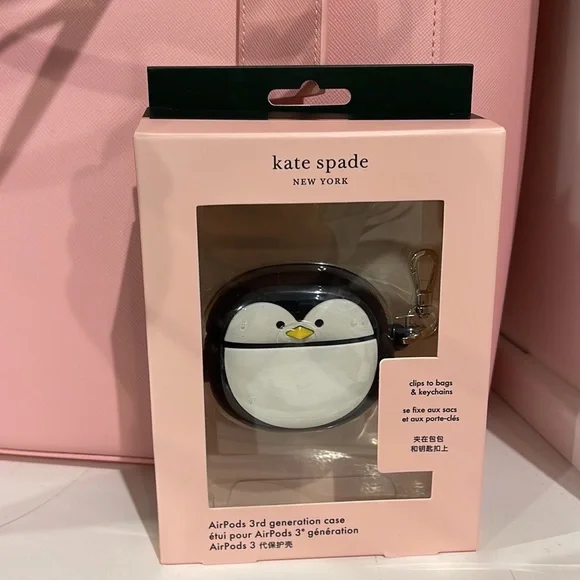 Kate Spade New York Penguin AirPods Silicon Tech Accessorie - Picture 8 of 16
